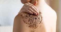 Bí quyết chăm sóc da body mùa hè với chi phí rẻ, chỉ 2 bước đơn giản giúp da mềm mịn hơn