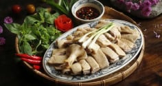 Luộc vịt đừng chỉ cho gừng và sả: Thêm nguyên liệu này, thịt thơm ngọt, không hôi