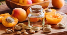 Quả mơ có tác dụng gì với làn da? Cách tận dụng loại quả mùa hè này để chăm sóc sắc đẹp