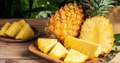 Vì sao ăn dứa lại rát lưỡi? Những cách đơn giản giúp ăn dứa ngon mà không bị khó chịu