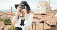 Người hướng nội đi du lịch: Mẹo tận hưởng chuyến đi thoải mái hơn