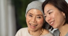 Câu chuyện truyền cảm hứng về những phụ nữ sống tích cực giữa bạo bệnh