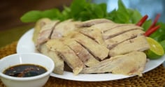 Luộc vịt thêm thứ này vào hết sạch mùi hôi tanh, thơm ngon ngọt lịm