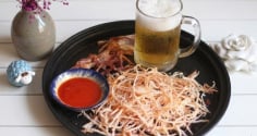 Mẹo nướng mực khô chuẩn nhà hàng, thịt mềm ngọt, xé đến đâu sợi bông tơi đến đấy