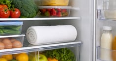 Vì sao nên để một chiếc khăn bông trong tủ lạnh? Mẹo nhỏ mang lại nhiều lợi ích bất ngờ
