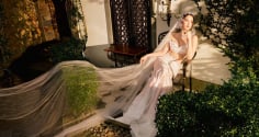 Ngọc Trinh khoe ảnh mặc váy cưới, khẳng định 'cuối cùng mọi cố gắng rồi cũng được đền đáp'