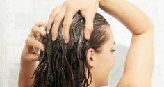 4 sai lầm khi chăm sóc tóc nhiều người vẫn mắc phải