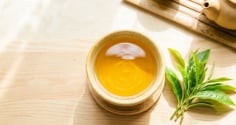 Mỗi ngày uống một cốc nước chè xanh, cơ thể nhận được 5 lợi ích đặc biệt này