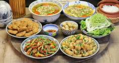 Mâm cơm Việt thời giá tăng: Thịt cá thưa dần, chi tiêu thêm nặng