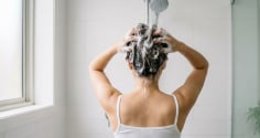 Cách bao nhiêu ngày nên gội đầu một lần?