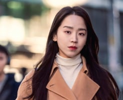 Phong cách đời thường của Shin Hye Sun: Thanh lịch, tinh giản nhưng luôn tạo cảm giác sang trọng
