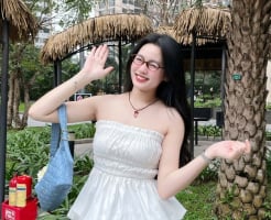 Kiểu áo quây giúp vóc dáng thanh thoát hơn, che bụng dưới khéo léo