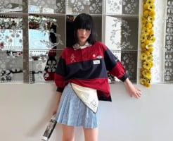 Khăn bandana trở thành điểm nhấn thời trang mùa hè: 4 cách biến tấu giúp nâng tầm phong cách