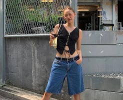 4 cách phối quần đùi denim vừa trẻ trung vừa sành điệu, mặc suốt mùa Hè vẫn không lo lỗi mốt