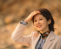 Bí quyết mặc đẹp của Jang Na Ra ở tuổi 44: Không cần diện đồ cầu kỳ vẫn trẻ trung, thanh lịch