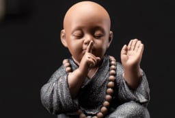4 lời càng nói ít, lộc về càng nhiều, nói nhiều thì lộc mất sạch, nhất là số 1