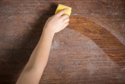 Mẹo chống ẩm mốc đồ vật trong nhà