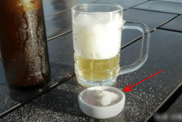 Vì sao nên thêm muối vào bia khi uống? Chỉ người sành sỏi mới biết