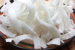 Cách làm mứt dừa non ngon dẻo thơm cho Tết