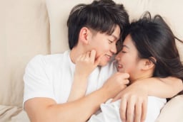 Phụ nữ có 'nhu cầu mạnh mẽ' nhất vào hai khoảng thời gian này, đàn ông hãy chú ý