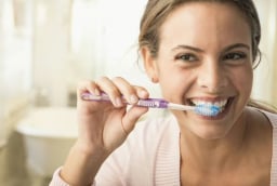 Cảnh báo thói quen đánh răng tai hại đang âm thầm huỷ hoại sức khỏe mà ai cũng mắc phải