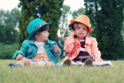Những bà mẹ thông minh không bao giờ khoe '4 điều' về con mình trên mạng xã hội