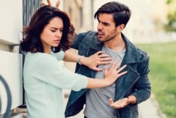 Khi hẹn hò, 3 kiểu phụ nữ đàn ông tuyệt đối không nên chạm vào, kiểu thứ ba khiến ai cũng xót xa