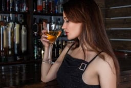 Phụ nữ say xỉn bên ngoài thường muốn gì nhất? Bí mật đa số ai cũng nghĩ nhưng không dám nói