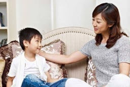 Mẹ ơi, chúng ta có bao nhiêu tiền? – Câu trả lời của bạn sẽ quyết định tương lai con ra sao