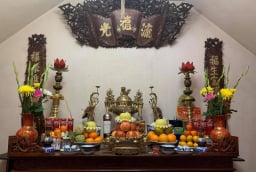 5 thứ tuyệt đối không nên bày trí trên bàn thờ, kẻo tài lộc trong gia đình bay mất