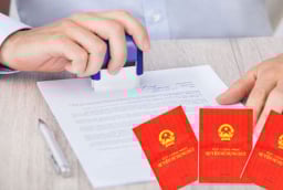 Kể từ nay, sang tên sổ đỏ cần chuẩn bị giấy tờ gì? Nộp tại đâu là đúng nhất?