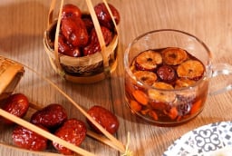 Táo đỏ rất tốt nhưng ăn sai cách lại chẳng khác 'thuốc độc' - đặc biệt 5 nhóm người càng ăn càng hại