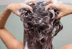 5 kiểu gội đầu có thể làm hại cơ thể nhất