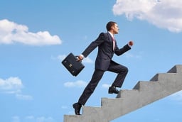 Trí tuệ người thông minh: Lúc sa cơ đừng quan tâm 3 việc, khi giàu sang đừng gần 3 người