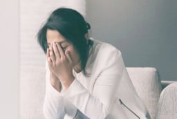 Người đã từng nếm trải 5 nỗi khổ này, thì trên đời này không gì có thể làm tổn thương họ nữa