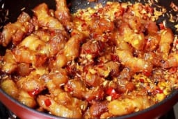 5 thực phẩm đại kỵ khi ăn cùng thịt lợn, nhiều người vô tình kết hợp sai
