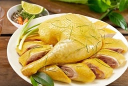 Luộc gà không còn tanh, đỏ: Thử ngay cách này, gà vàng da, ngọt thịt và thơm lừng