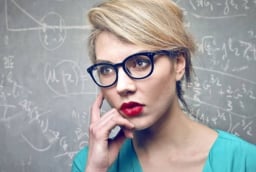Người khôn ngoan có 3 chuyện luôn dửng dưng, im lặng: Phúc lộc tự khắc tìm đến