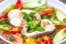 Nấu canh cá nên dùng nước lạnh hay nước nóng? Bí quyết giúp canh cá ngọt ngon, không tanh, thịt cá săn chắc