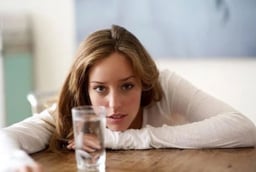 7 vấn đề sức khỏe có thể xảy ra, nếu bạn lười uống nước