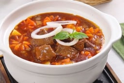 Nấu bò sốt vang thả thứ này vào món ăn đậm đà, nhanh nhừ rút ngắn thời gian đun nấu