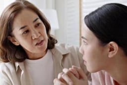Kết quả thi đại học đã có? 3 việc cha mẹ phải làm ngay để giúp con chọn đúng ngành, đúng trường
