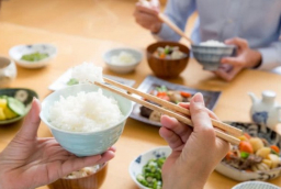 Tuân thủ 3 điều trước khi đi ngủ, khi thức dậy và sau bữa ăn để cải thiện sức khỏe và tuổi thọ