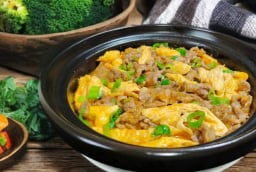 Món hầm “gây nghiện” ngày lạnh: Thịt bò – váng đậu mềm tan, chan cơm cực cuốn khó dừng đũa