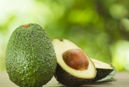 4 thực phẩm được ví như 'máy bơm độ ẩm' cho da