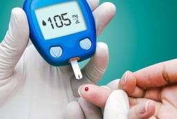 Cảnh báo: 4 căn bệnh càng chữa càng tốn tiền nhưng không bao giờ khỏi