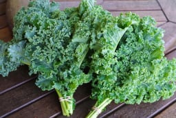 Những loại rau này giàu canxi mà nhiều người không ngờ tới