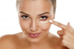 Thức khuya – thói quen âm thầm rút ngắn tuổi xuân, khiến da lão hóa nhanh