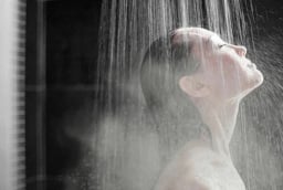 3 điều nhất định nên tránh để khỏe mạnh suốt mùa đông