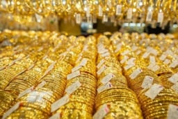 Giá vàng hôm nay 20/1: Vàng miếng, vàng nhẫn tăng vọt, lập đỉnh kỷ lục mới
